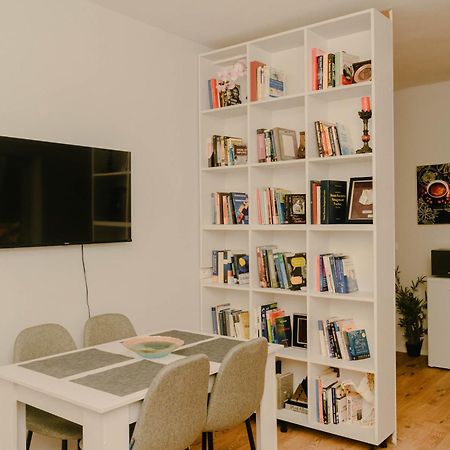 Studio Flat In Heart Of Tirana Zewnętrze zdjęcie