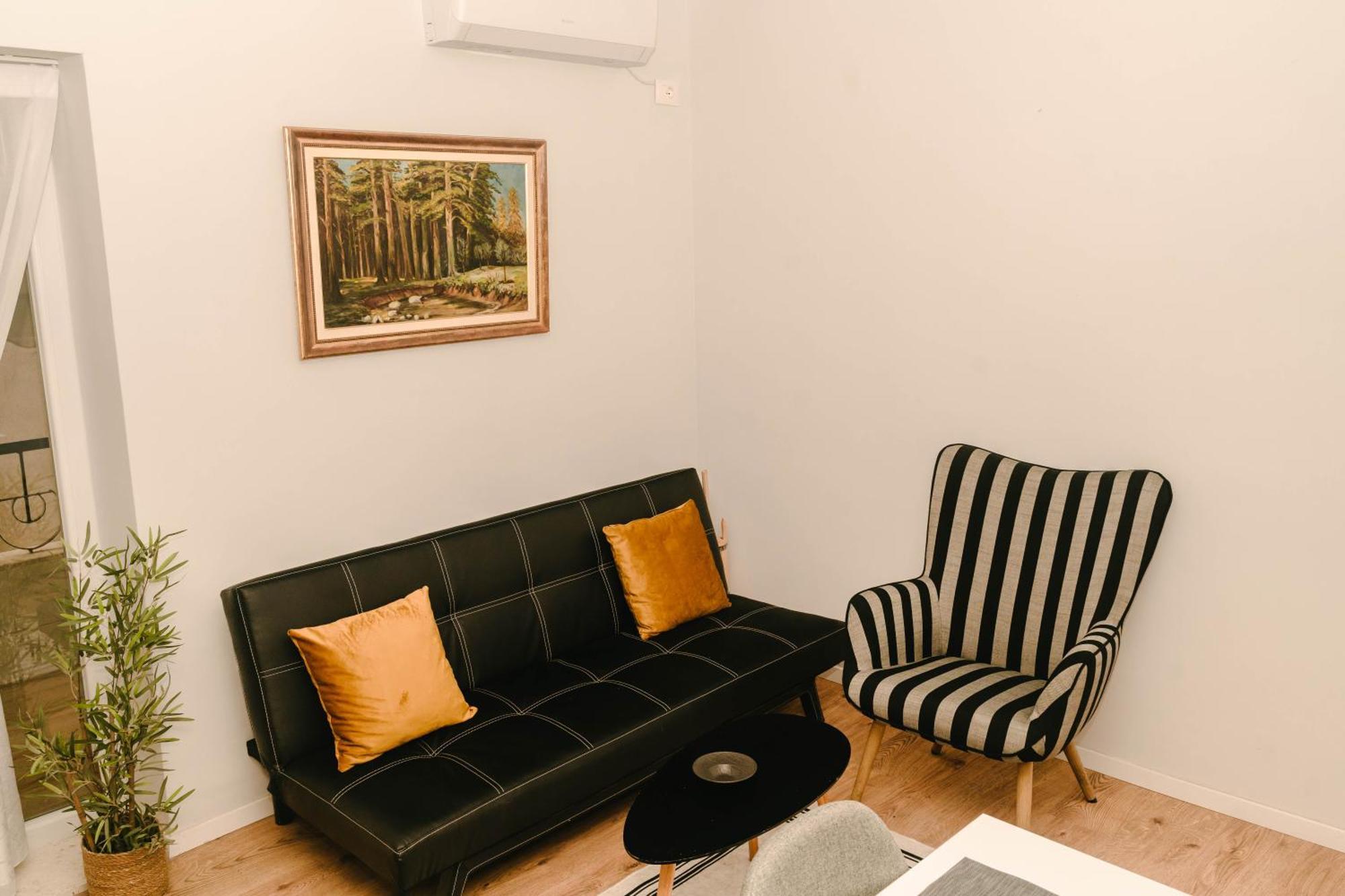 Studio Flat In Heart Of Tirana Zewnętrze zdjęcie